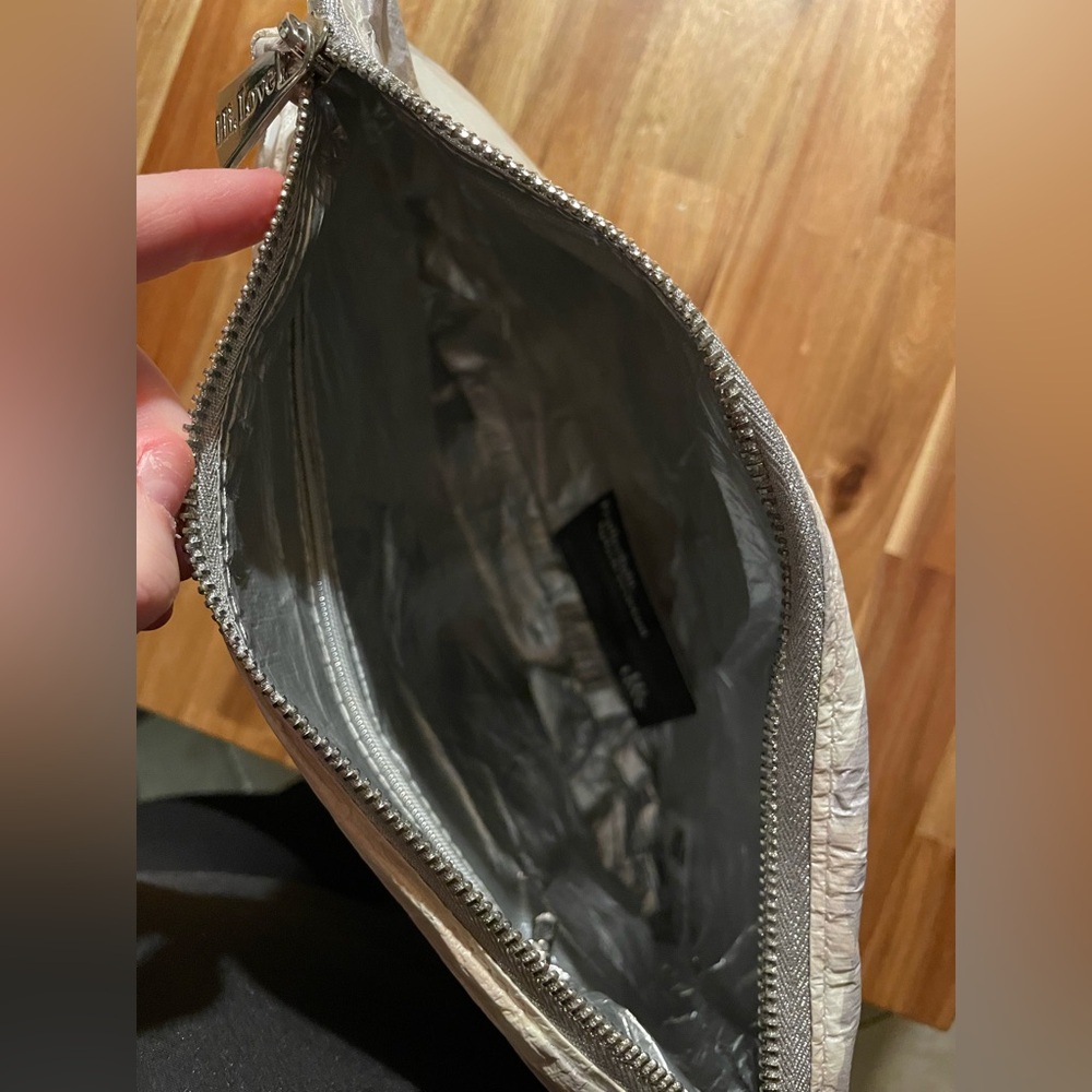 Camo Makeup or Travel Bag